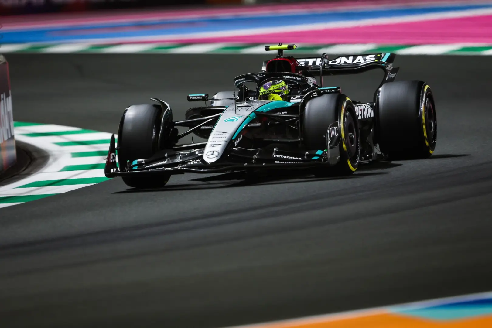 Suudi Arabistan GP 2024 - Mercedes AMG Petronas F1 Team | Techolay Sosyal