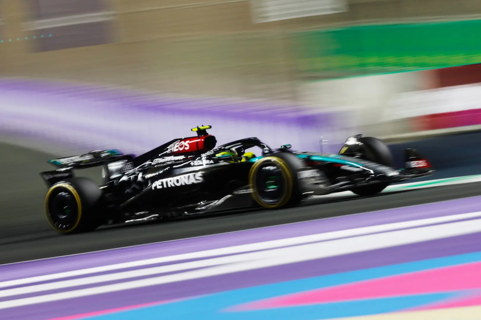 Suudi Arabistan GP 2024 - Mercedes AMG Petronas F1 Team | Techolay Sosyal